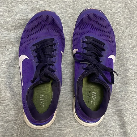 Nike Free Purple size 7.5 running shoe sneaker - Picture 3 of 4